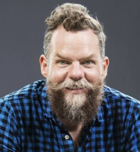 Marcos Piangers | Autor do best-seller O Papai é Pop | Palestrante